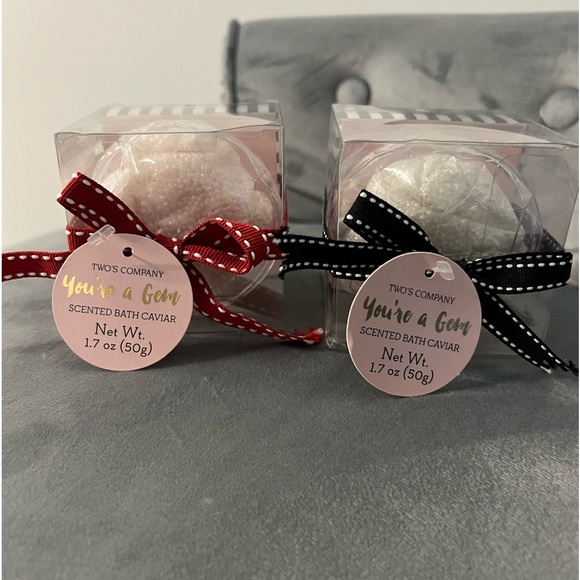 TWO’S COMPANY SCENTED BATH CAVIAR - Picture 2 of 5